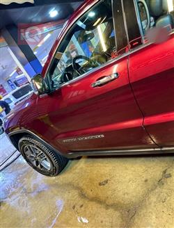 جيب جراند شيروكي